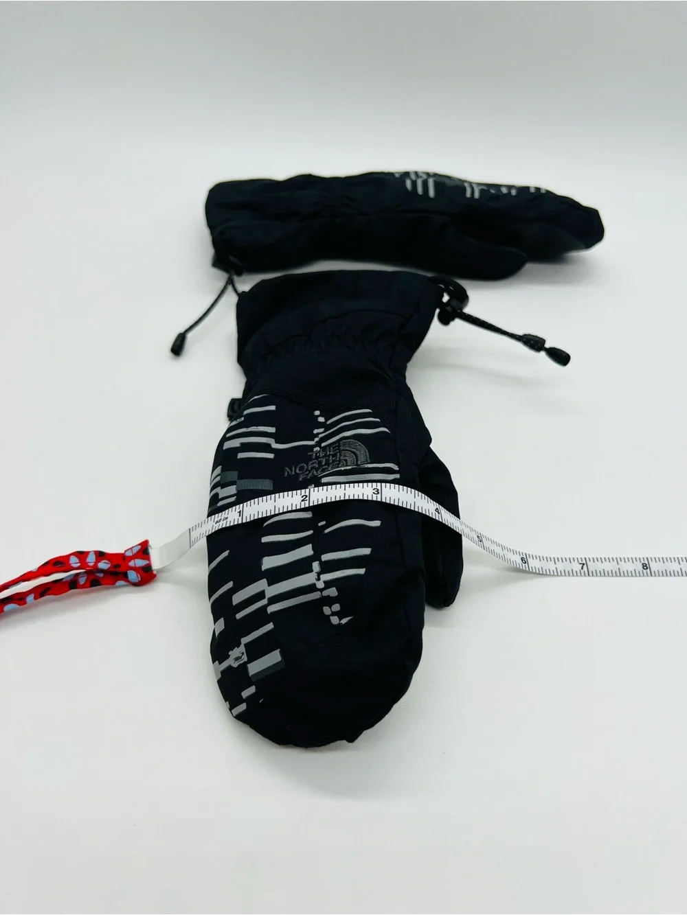 The North Face Black Mittens with Reflective Pattern Youth Small